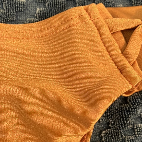 RARE Montce XS Puca Shell Uno Bottom - Picture 6 of 7